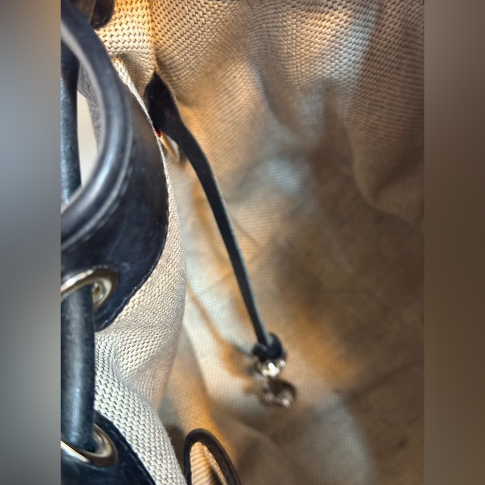 Vintage Dooney & Bourke black full grain leather bucket shoulder bag bucket bag - Picture 12 of 16